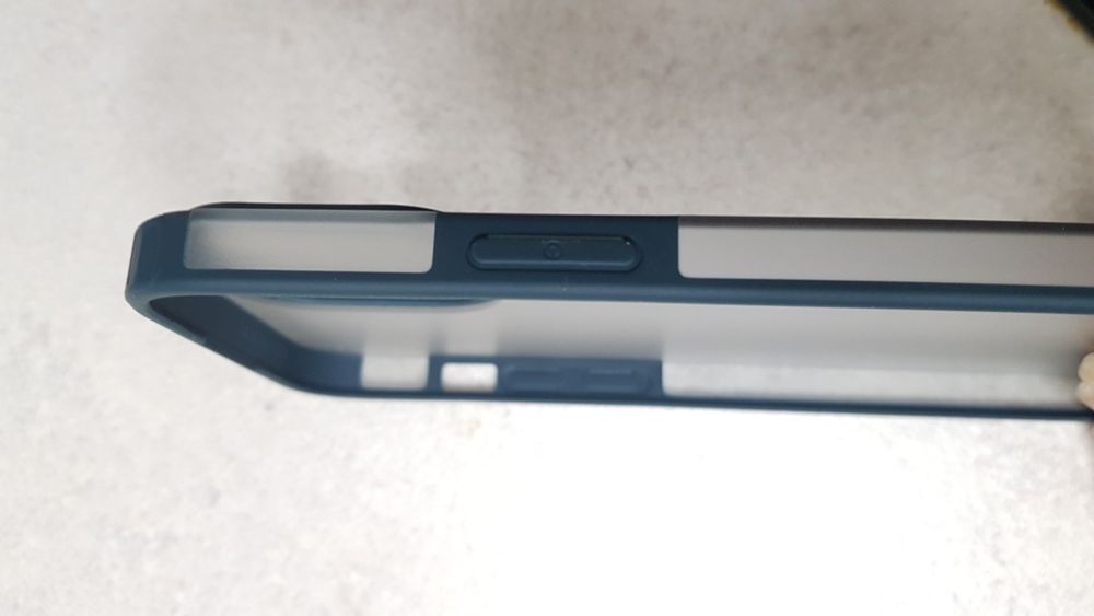 Etui na iPhone13Pro