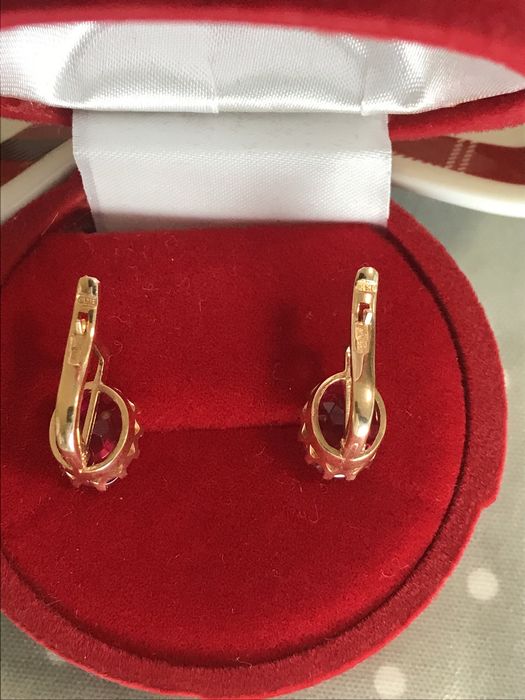 Золоті сережки з рубіном 583п. Золотые сережки СССР