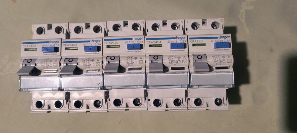 CFA240J HAGER różnicowo-prądowy