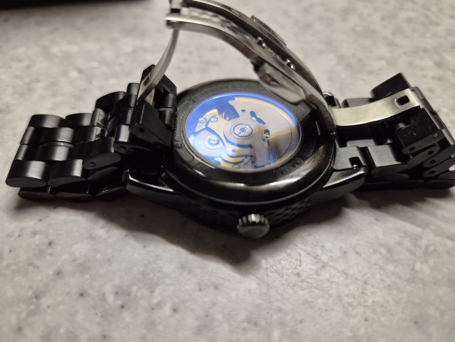 Часы Carnival Special с автоподзаводом