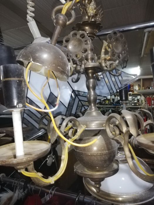 Żyrandol mosiężny z orłem 6 ramienny