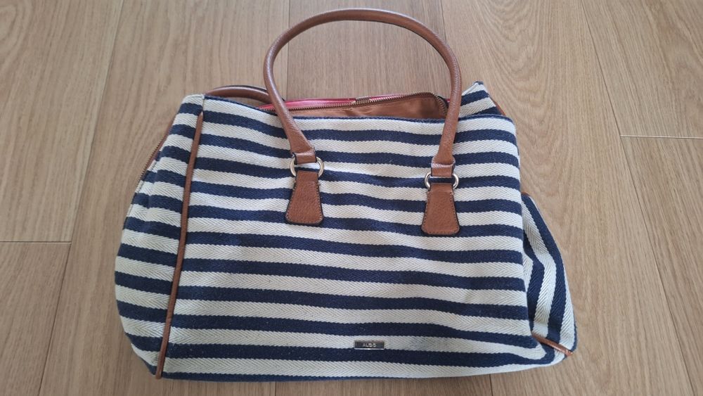 Piękna torba weekendowa firmy Aldo
