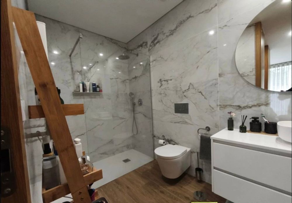 Moradia em gaveto  T3 Térrea em Manhente Barcelos