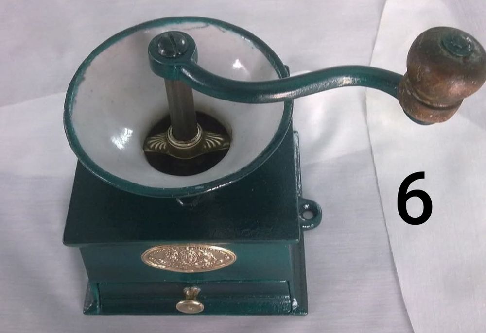 Moinhos de café antigos