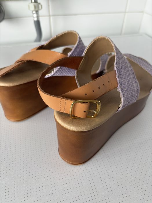 Sandalias compensadas