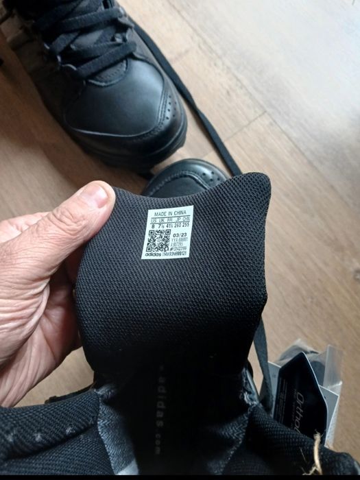 Botas adodas, 41 ⅛