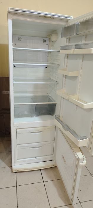 продам холодильник б/у LG 375EQ