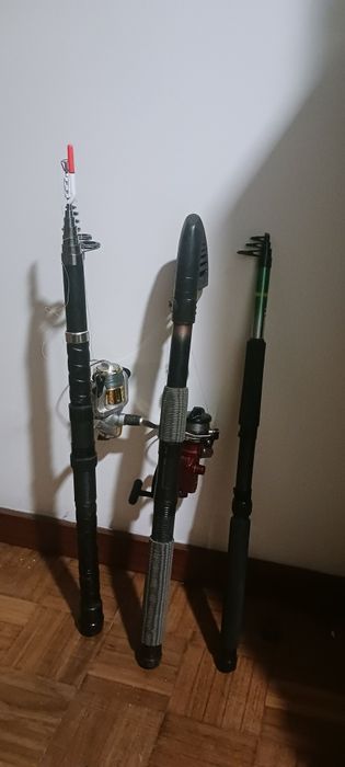 Varias Canas de pesca Vendo ou troco material de pesca