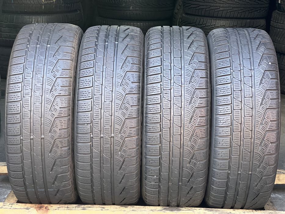 Шины зимние 235/55/R18 Pirelli SottozeroWinter210