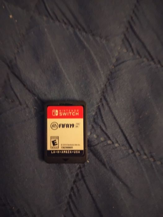 Fifa 19 e Fifa 20 para a Nintendo Switch sem capa