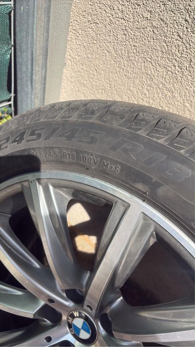 Zestaw opon od BMW