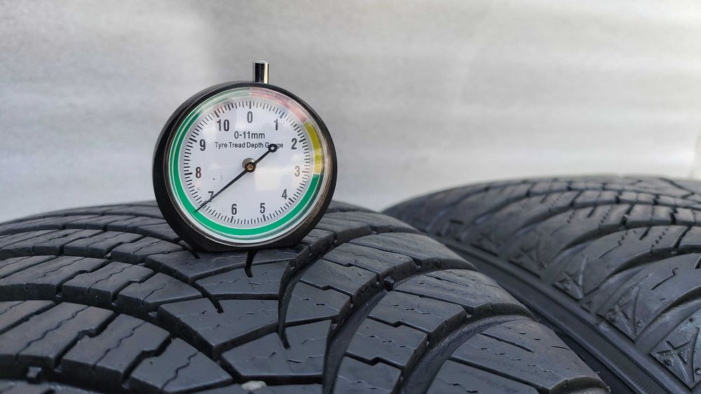 Opony Całoroczne 195/55/16 Falken 2szt 7mm 2024r