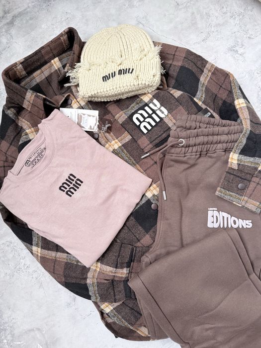 Лоти одягу за розміром .