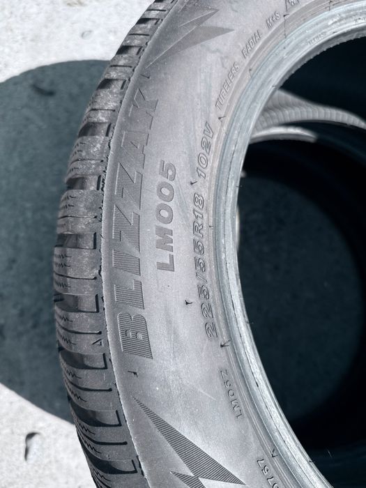 225 55 18 Bridgestone LM005 90% Шини Зима