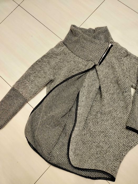 Kardigan sweter z wełną