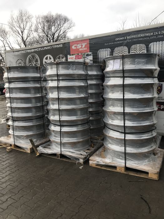 Obręcz koła W8-36 Ursus 360 wąskie 8-36