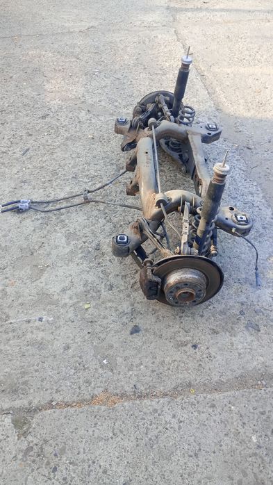 Belka Tylna Zawieszenia BMW E81 E82 E87