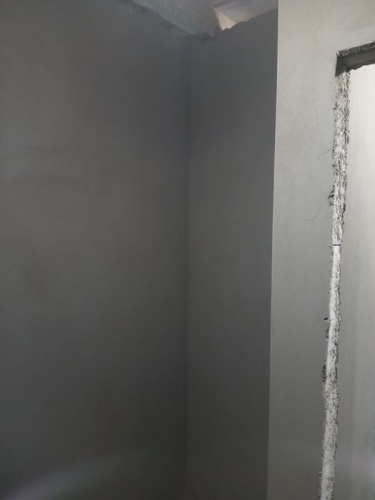 Tynki maszynowe  cementowo- wapienne  posadzki z mixokreta