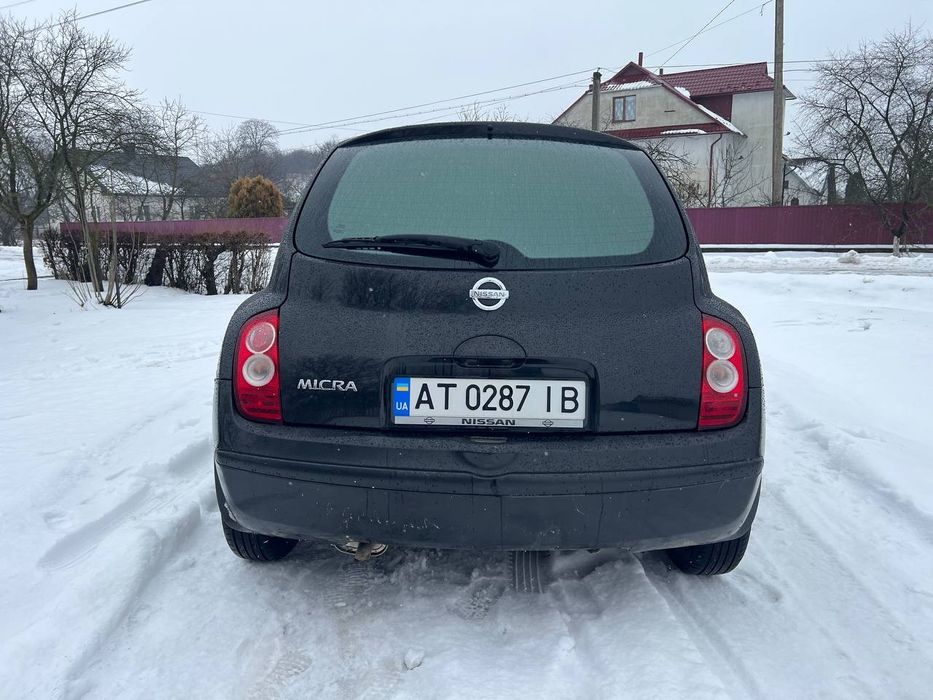 Нісан мікра на Автоматі!