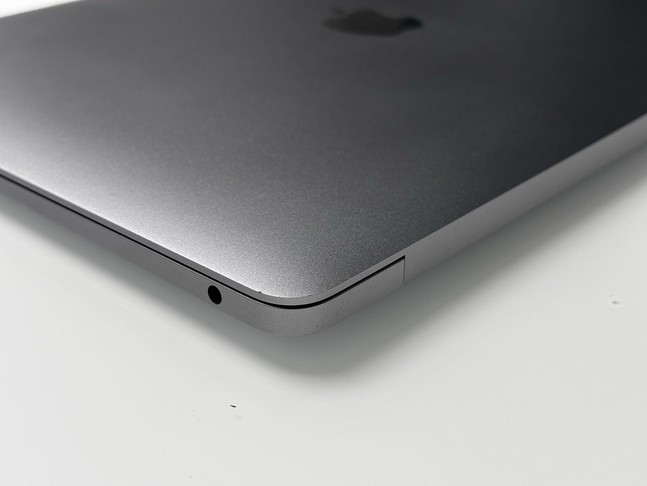 MacBook Air M1 2020 8GB 256SSD