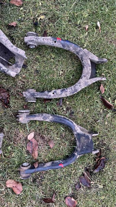 Ричаги задні а6 с5 Quattro allroad ричаг верхній нижній