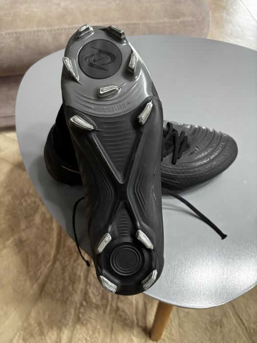 Korki nike phantom luna 42.5