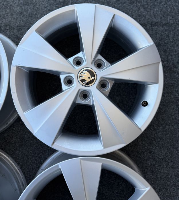 Диски R16 5/112 skoda Octavia A7 A8 Superb Karoq VW Golf  Passat Seat