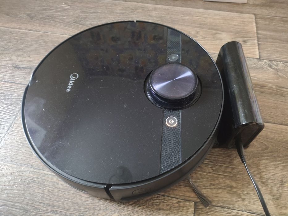 Робот пылесос Midea M7