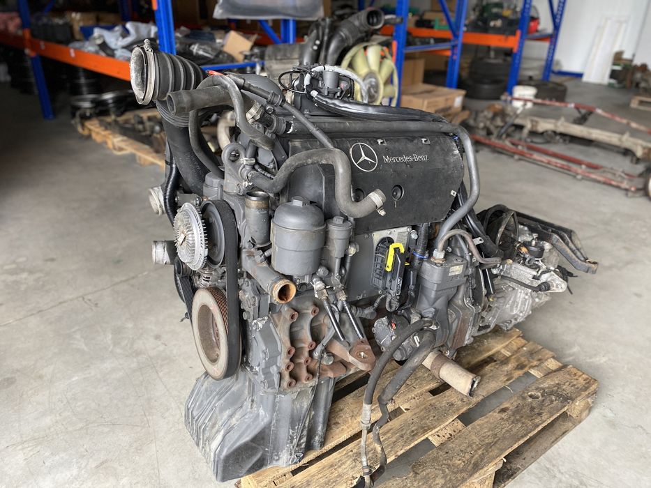 Мотор OM904 4,3 Vario Atego корбка двигун