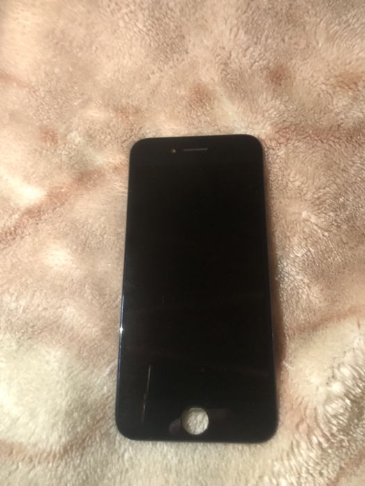 Модуль на iphon se 2 -se 3 . Iphon 8