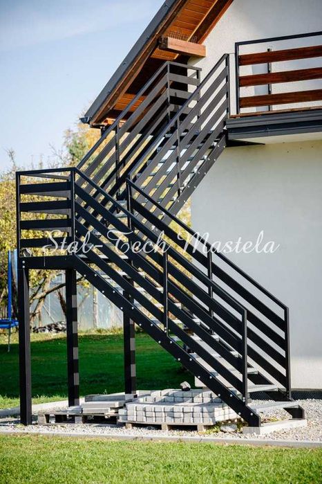 Schody metalowe zewnętrzne