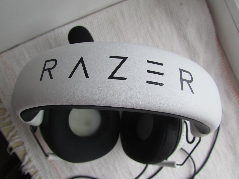 Наушники Razer Black Shark V2 x White