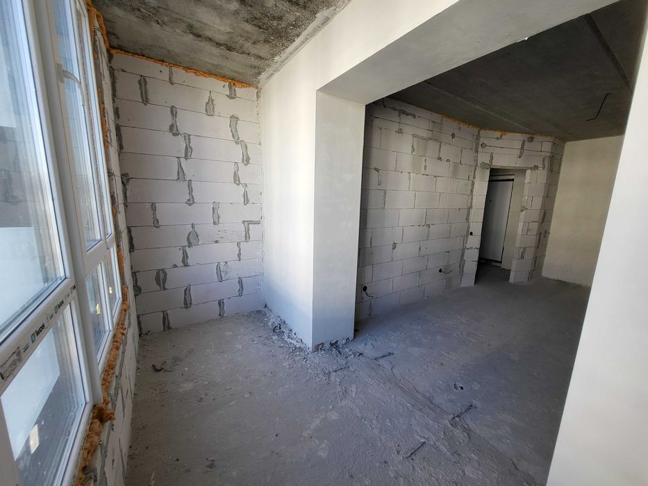 1к Виставка Автобіографія Будинок зданий Є-Оселя ТАК