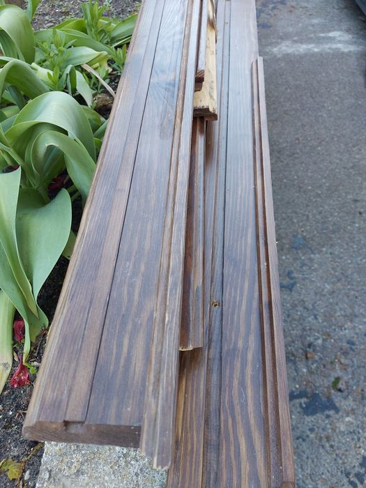 Listwy przypodłogowe, drewniane, sosnowe