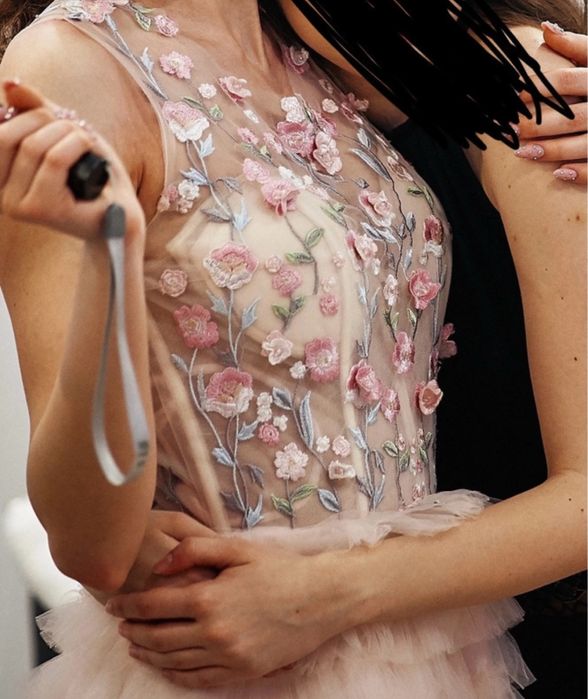 sukienka ślubna/balowa/wieczorowa na 18 na studniówkę różowa kwiaty