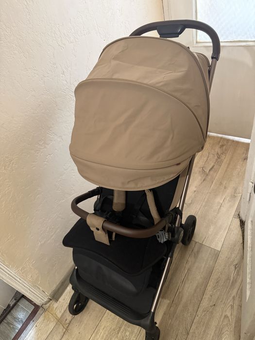 Carrello Atom M прогулянкова коляска