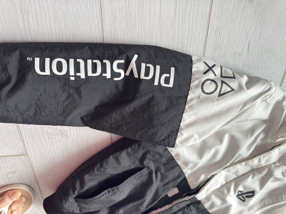 Куртка H&M Play Station на 11-12 років, зріст 152