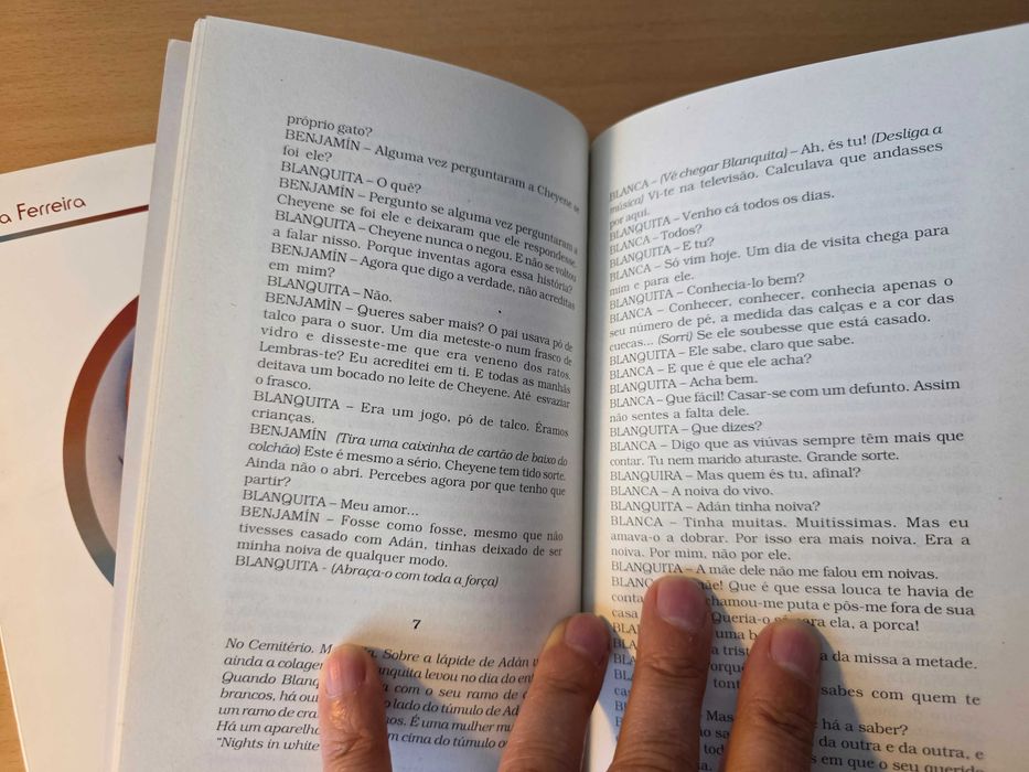 3 livros de poesia das Edições Tema