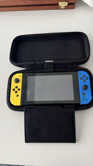 Nintendo Switch Modelo Fortnite
