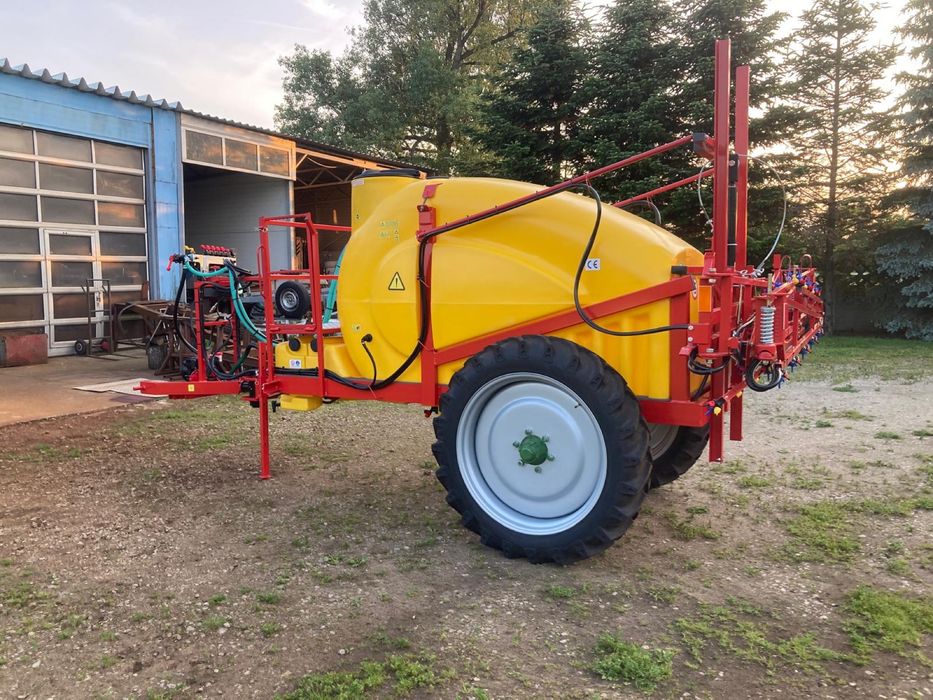 Opryskiwacz 1500 L