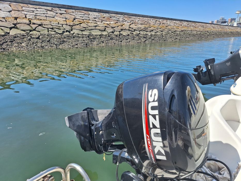Barco Sabor 4.60m semi-cabinado