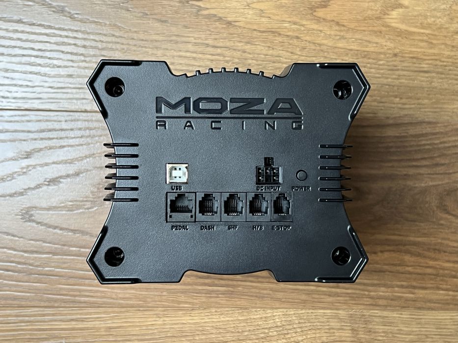 Moza R5 -  Baza