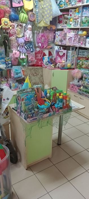 Продаю мебель с магазина, вся мебель хорошая