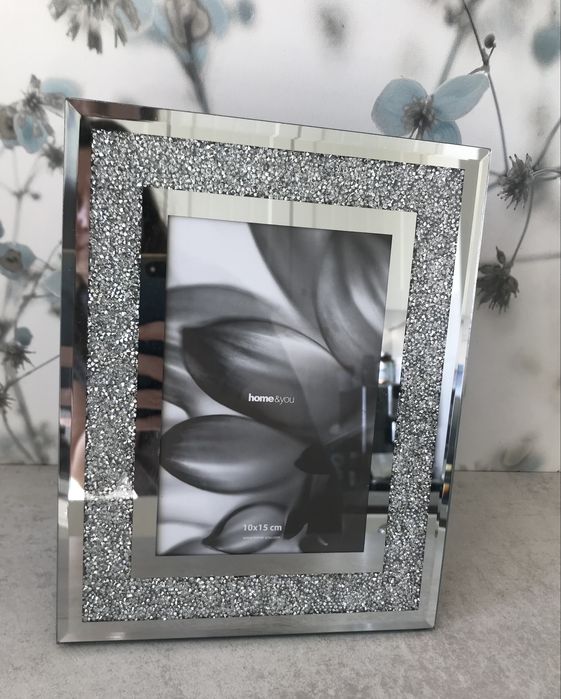 Nowa ramka glamour home&you srebrna  10x15