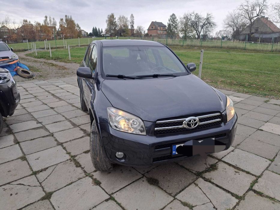 Sprzedam samochód TOYOTA RAV 4