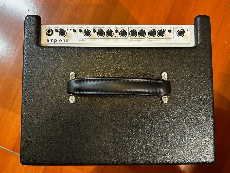 Amplicador de Baixo AER amp one