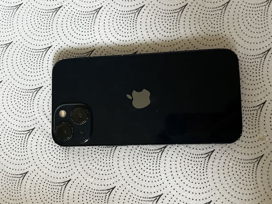 Telefon iPhone 13