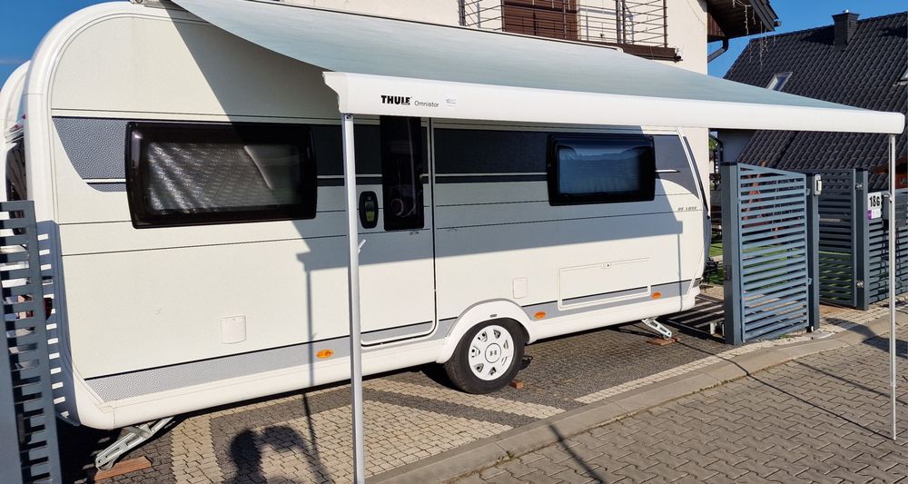 WYNAJEM PRZYCZEPY kempingowej Hobby 460Ufe  dla 4 osób