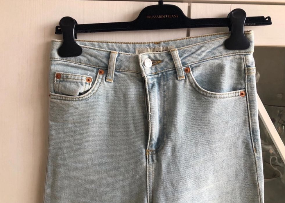 spodnie jeansy proste nogawki straight leg mom jeans