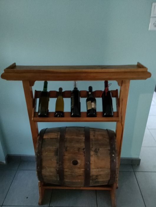 Stara BECZKA NA WINO ze stojakiem ręcznie robionym